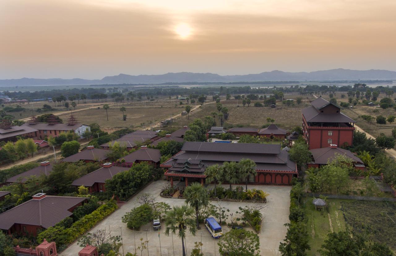 Gracious Bagan Hotel New Bagan Exterior photo